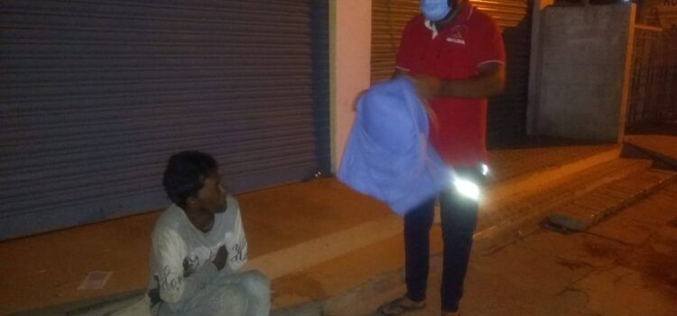Blanket distribution for homeless Blanket distribution for homeless